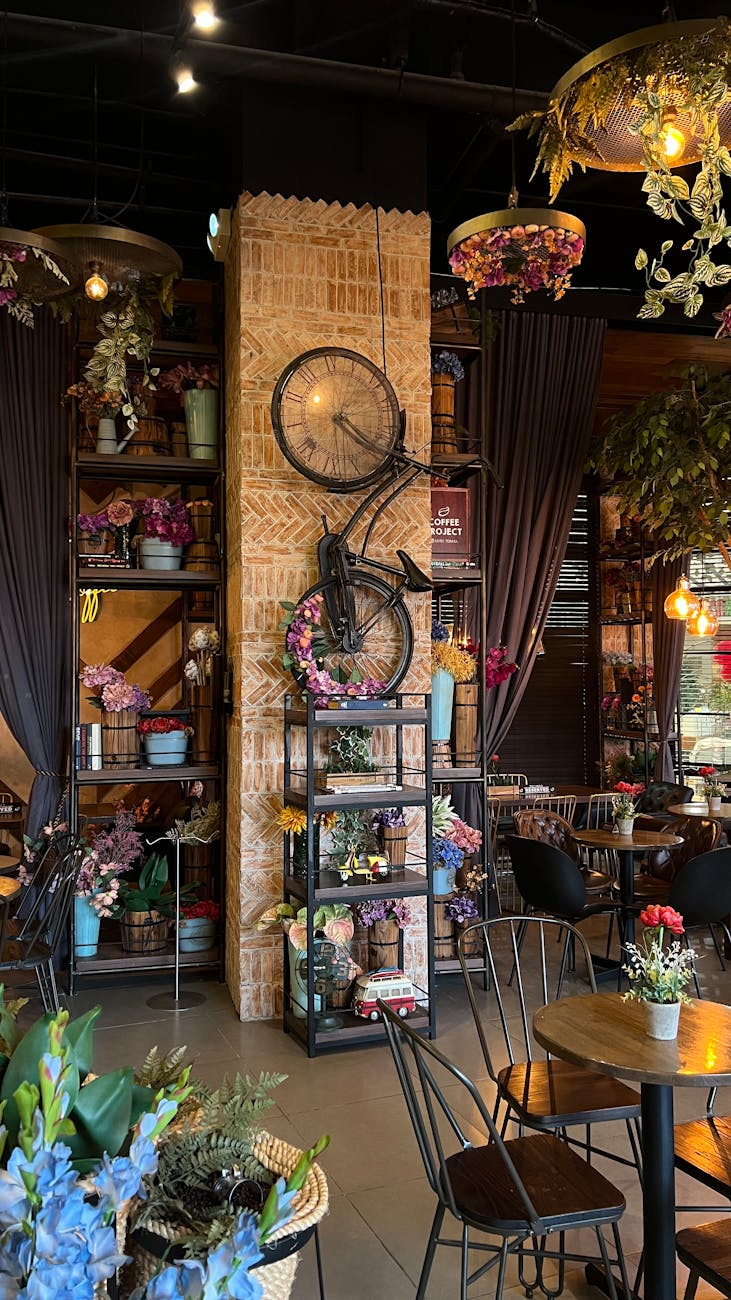 Salon Bitkileriyle Mini Sera Köşesi Nasıl Kurulur? Salon Bitkileriyle Mini Sera Köşesi Nasıl Kurulur?